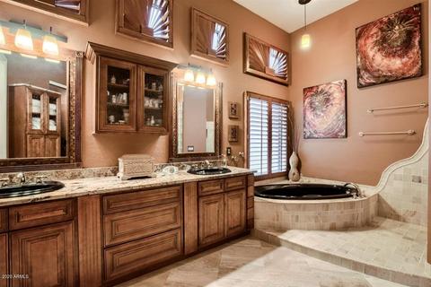 4815 E Patrick Ln, Phoenix, AZ 85054 photo 17