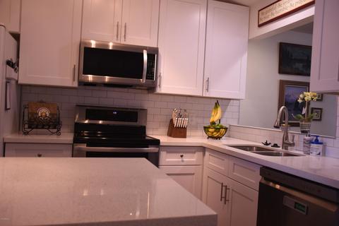 207 E Desert Ln, Gilbert, AZ 85234 photo 7