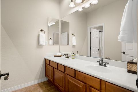3979 E Herrera Dr, Phoenix, AZ 85050 photo 23