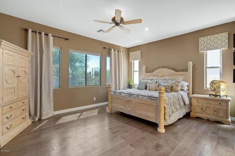 3979 E Herrera Dr, Phoenix, AZ 85050 photo 6