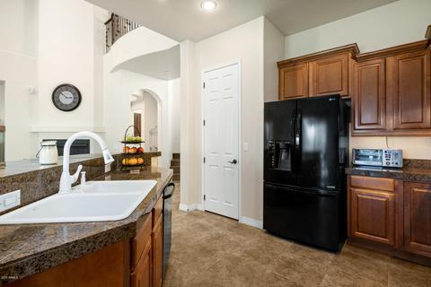 3979 E Herrera Dr, Phoenix, AZ 85050 photo 15
