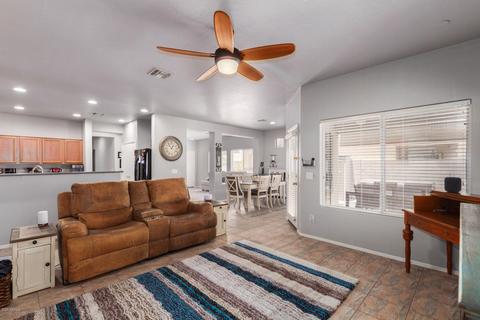 1685 S Peppertree Dr, Gilbert, AZ 85295 photo 12