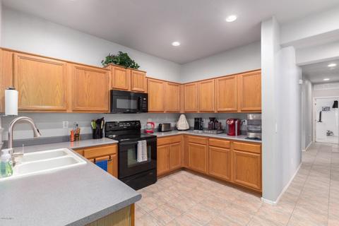 1685 S Peppertree Dr, Gilbert, AZ 85295 photo 10