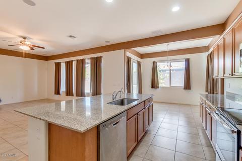 2421 E Lindrick Dr, Gilbert, AZ 85298 photo 18