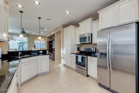 22604 W Moonlight Path, Buckeye, AZ 85326 photo 3