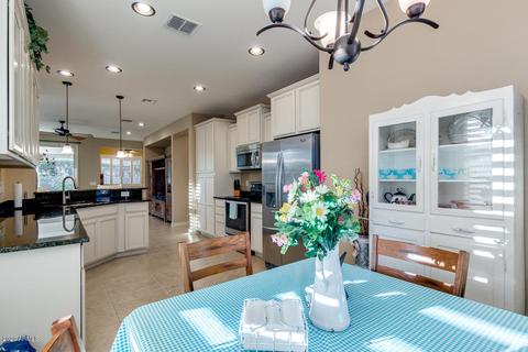 22604 W Moonlight Path, Buckeye, AZ 85326 photo 8