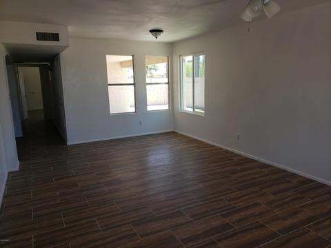 2841 E Chipman Rd, Phoenix, AZ 85040 photo 8