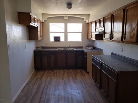 2841 E Chipman Rd, Phoenix, AZ 85040 photo 12