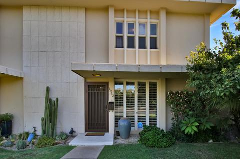 1912 E Medlock Dr, Phoenix, AZ 85016 photo 2
