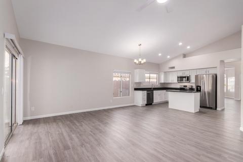 4228 E South Fork Dr, Phoenix, AZ 85044 photo 10