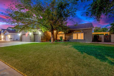 1941 S Saddle St, Gilbert, AZ 85233 photo 4