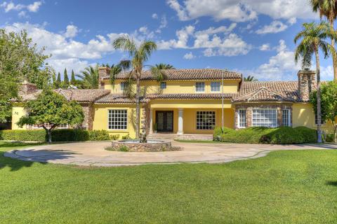 45 Biltmore Estates Dr, Phoenix, AZ 85016 photo 2