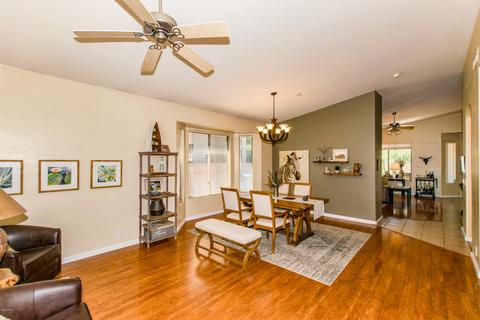 1728 E Linda Ln, Gilbert, AZ 85234 photo 3