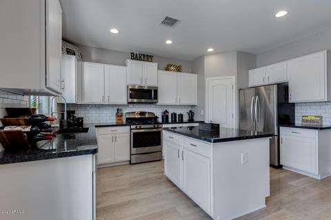 2764 E Hickory St, Gilbert, AZ 85298 photo 9