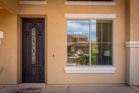 2721 E Blue Spruce Ln, Gilbert, AZ 85298 photo 4