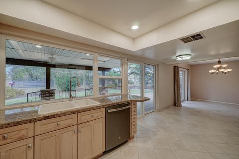 2916 E Cobre Dr, Phoenix, AZ 85028 photo 13