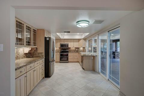 2916 E Cobre Dr, Phoenix, AZ 85028 photo 9