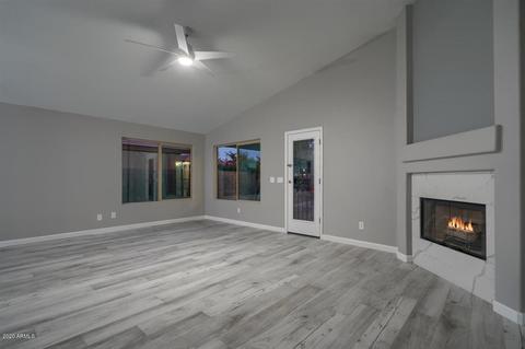 4353 E Abraham Ln, Phoenix, AZ 85050 photo 11