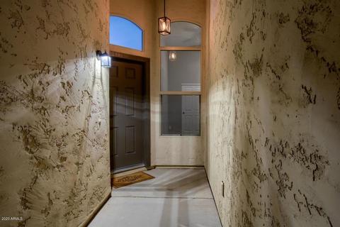 4353 E Abraham Ln, Phoenix, AZ 85050 photo 2