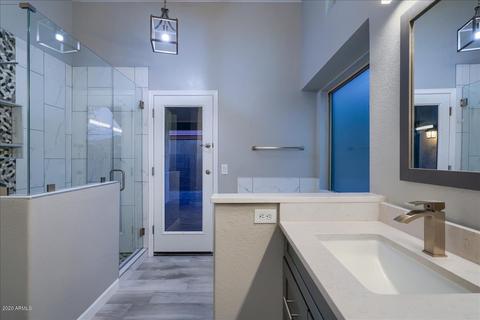 4353 E Abraham Ln, Phoenix, AZ 85050 photo 22