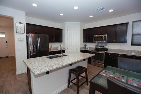 10425 E Durant Dr, Mesa, AZ 85212 photo 2