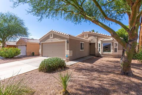 1726 E Amber Ln, Gilbert, AZ 85296 photo 2