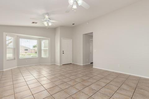 1726 E Amber Ln, Gilbert, AZ 85296 photo 5