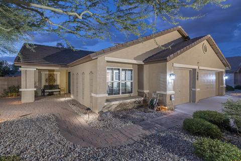 288 E Betsy Ln, Gilbert, AZ 85296 photo 1