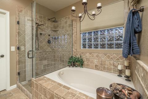 288 E Betsy Ln, Gilbert, AZ 85296 photo 4