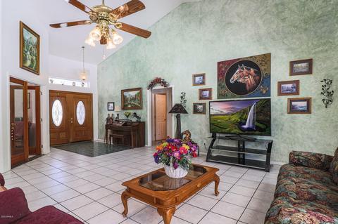 18317 E Victoria St, Gilbert, AZ 85298 photo 3