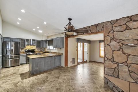 2561 E Drummer Cir, Mesa, AZ 85204 photo 9