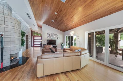 816 E Circle Rd, Phoenix, AZ 85020 photo 10