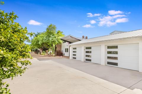 816 E Circle Rd, Phoenix, AZ 85020 photo 4