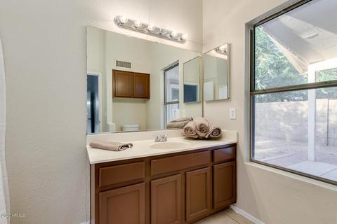 2262 E Arabian Dr, Gilbert, AZ 85296 photo 17