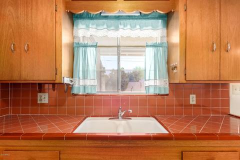 2820 W Ocotillo Rd, Phoenix, AZ 85017 photo 8
