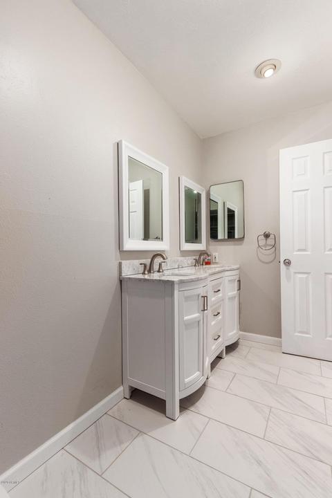 2859 E Cinnabar Ave, Phoenix, AZ 85028 photo 22
