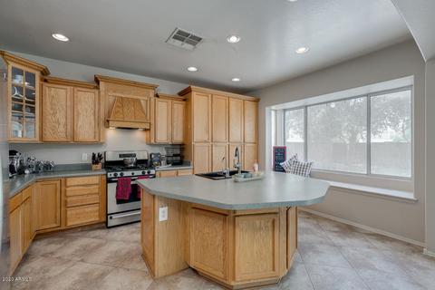 2551 E Shannon St, Gilbert, AZ 85295 photo 15