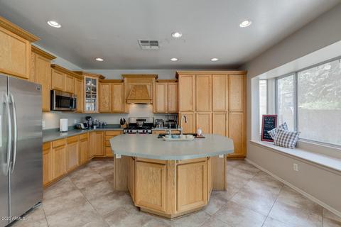 2551 E Shannon St, Gilbert, AZ 85295 photo 14