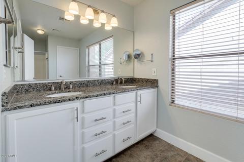 3668 E Orchid Ln, Gilbert, AZ 85296 photo 14