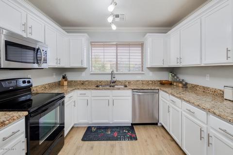 3668 E Orchid Ln, Gilbert, AZ 85296 photo 9