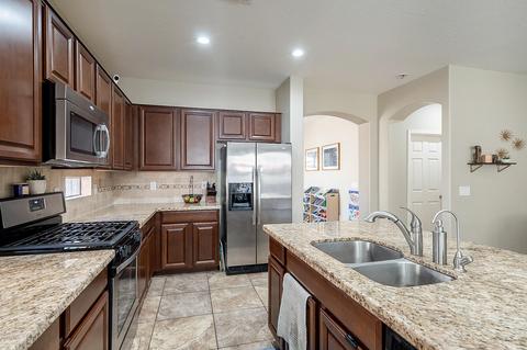 3011 E Ridgewood Ln, Gilbert, AZ 85298 photo 18