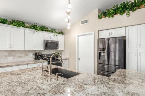 2510 E Granite View Dr, Phoenix, AZ 85048 photo 7