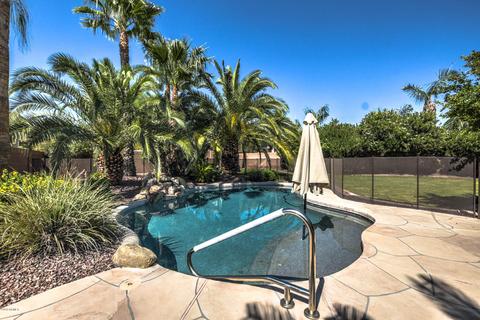 3958 E Meadowview Dr, Gilbert, AZ 85298 photo 6