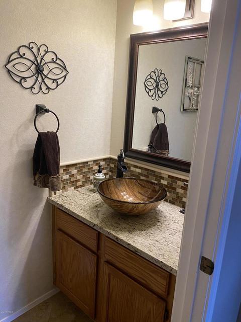 4060 E Meadow Dr, Phoenix, AZ 85032 photo 9