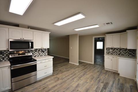 3815 E Ludlow Dr, Phoenix, AZ 85032 photo 9