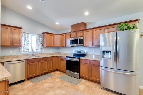 2443 E Victory Dr, Tempe, AZ 85288 photo 1