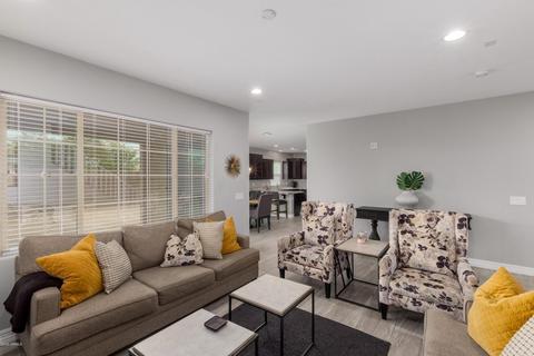 215 E Beatryce St, Tempe, AZ 85288 photo 5