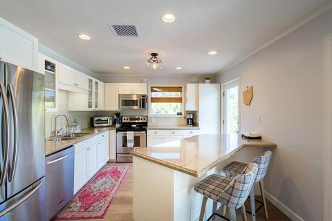 5520 E Cheery Lynn Rd, Phoenix, AZ 85018 photo 10