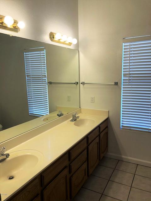620 W Devon Ct, Gilbert, AZ 85233 photo 12