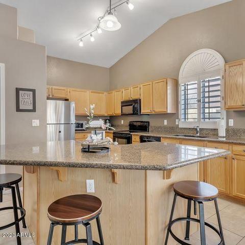 2836 E Blackhawk Dr, Phoenix, AZ 85050 photo 8